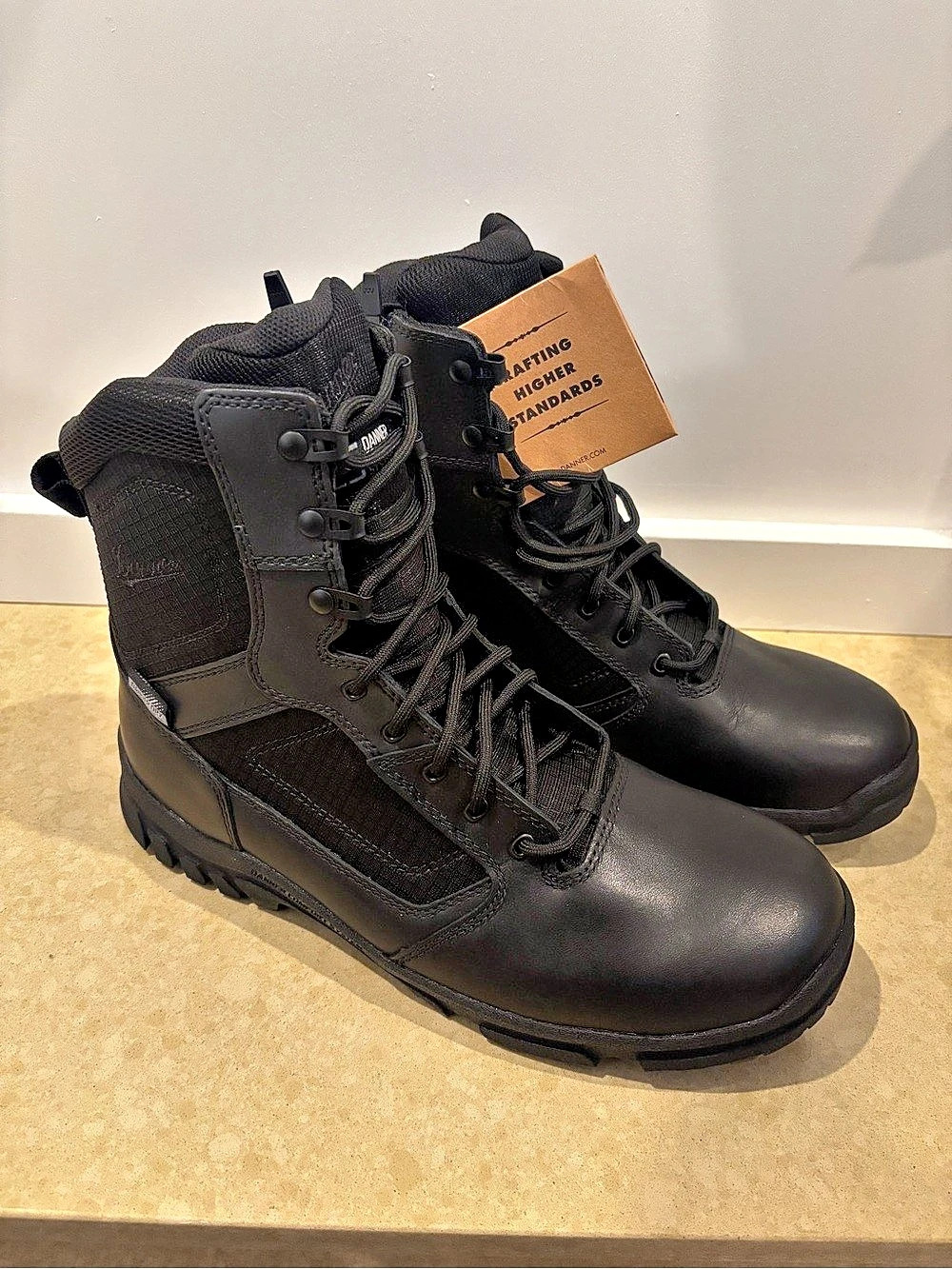 Danner Lookout 8” Side-Zip Waterproof Tactical Boots Men’s 11.5 NEW NEVER WORN